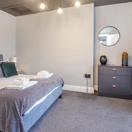 Bateman, Modern City Centre Apartment Sleeps 6 York Kültér fotó